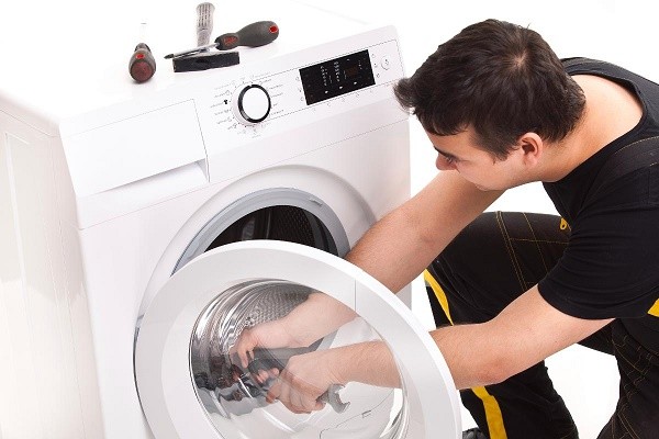 Sửa máy giặt Electrolux không thoát nước